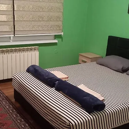 Stan U Kuci Sa Parkingom Appartement Sarajevo